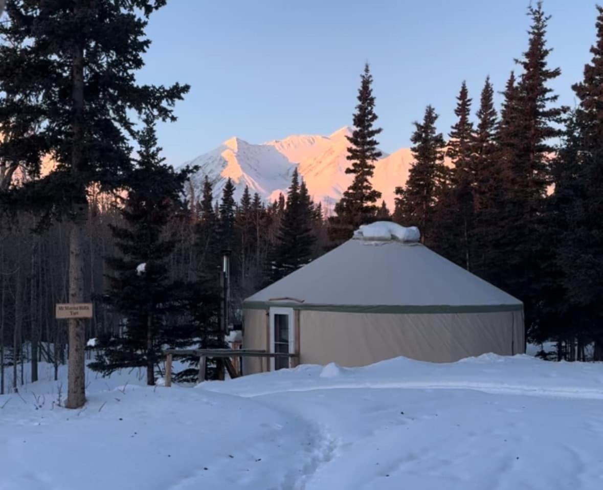 Mount Logan Ecolodge & Retreat Center Haines Junction Exterior photo