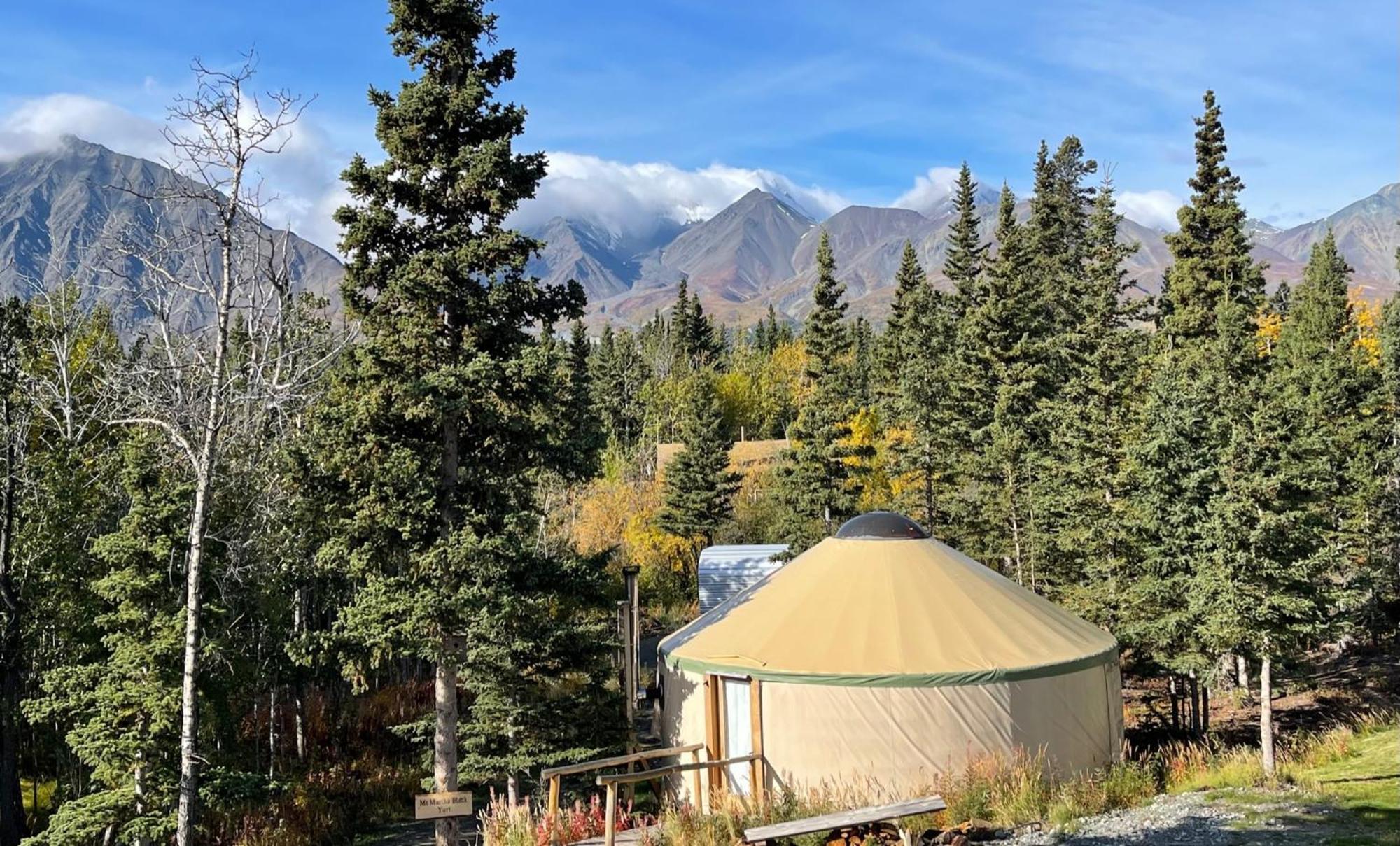 Mount Logan Ecolodge & Retreat Center Haines Junction Exterior photo