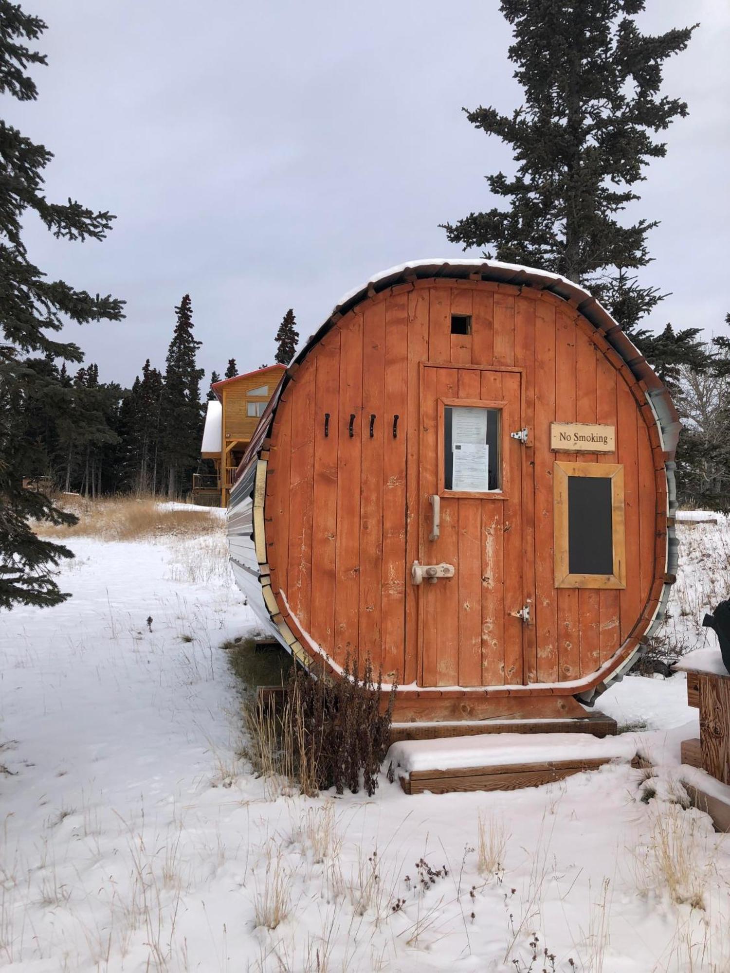 Mount Logan Ecolodge & Retreat Center Haines Junction Exterior photo