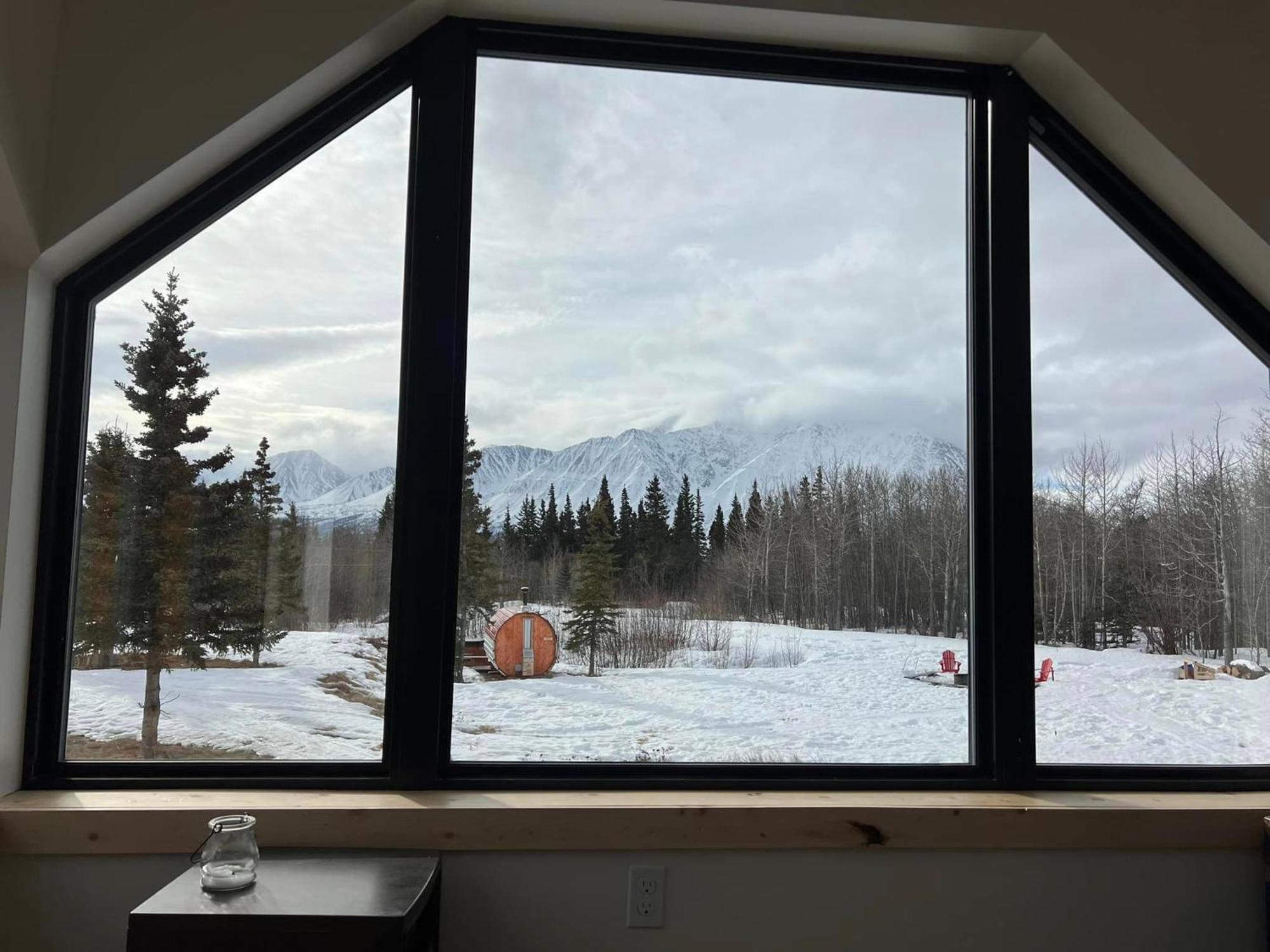 Mount Logan Ecolodge & Retreat Center Haines Junction Exterior photo